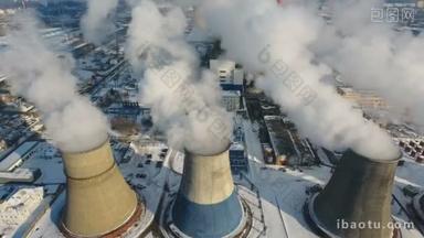 工业厂房烟囱把烟扔在天空中。空气污染概念.